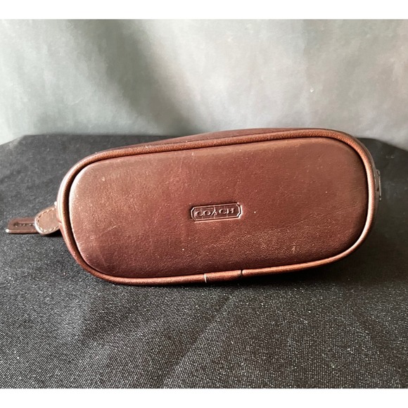 Coach Legacy Mahogany Brown Leather Cosmetic Coin Purse Vintage 90's-2000's - Picture 5 of 10